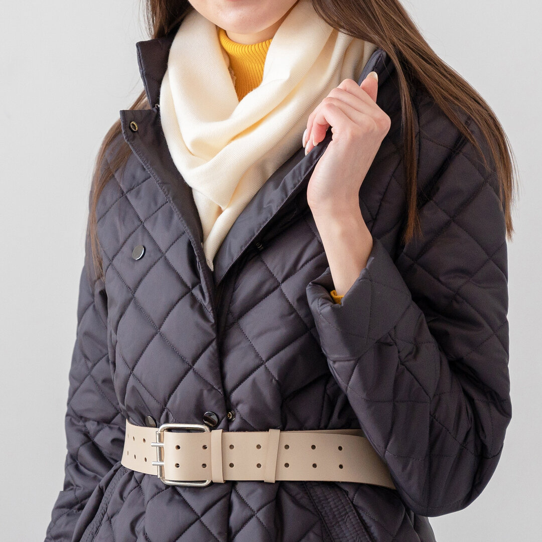 Стеганое пальто за 5499 р. вместо 12100 р., выгода 55% 