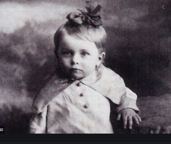 Актриса в детстве
