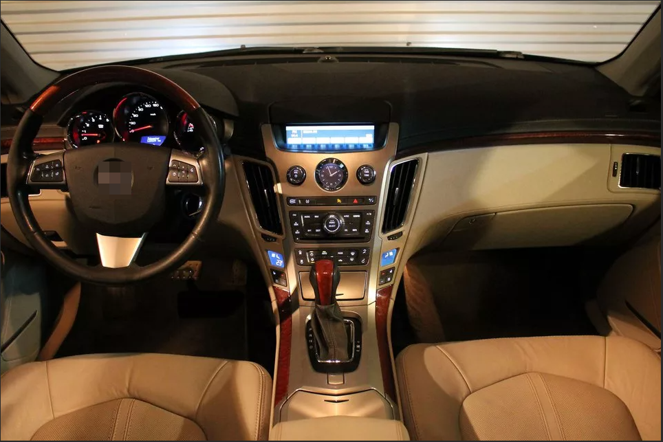 Cadillac CTS II 2011