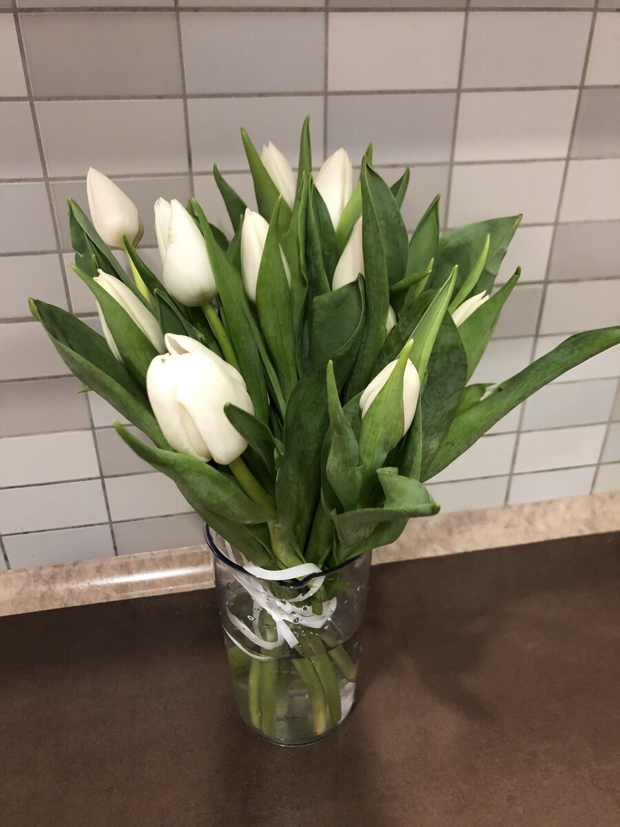 Не фото же часового пояса выставлять) 