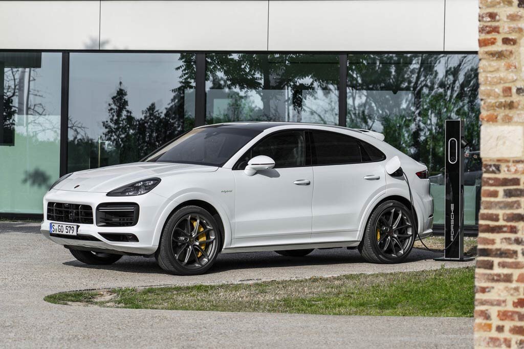 Porsche Cayenne TURBO S E-HYBRID COUPE