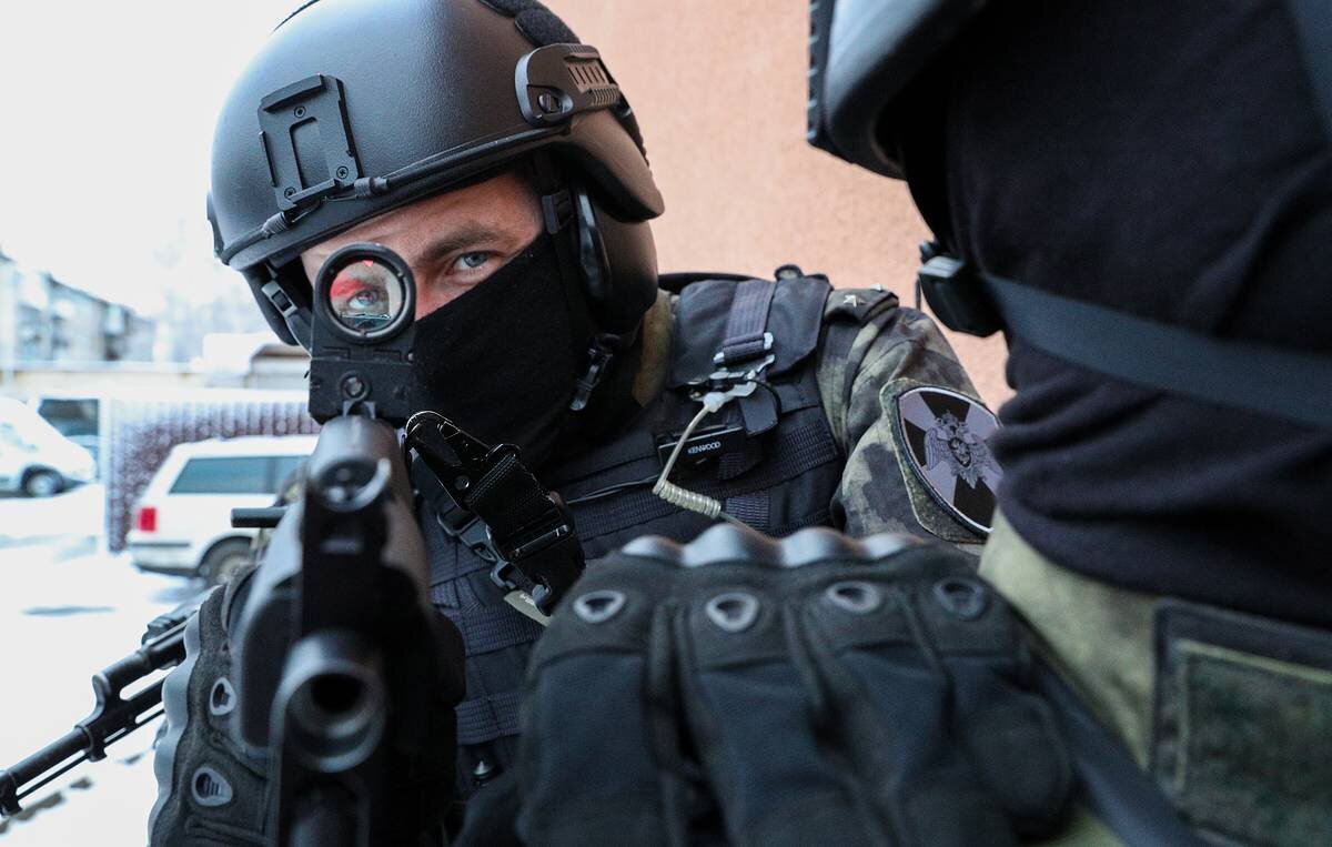 Все лоли одобрены этим челом 