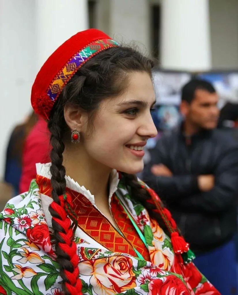 Костюмы и обычаи в Таджикистане