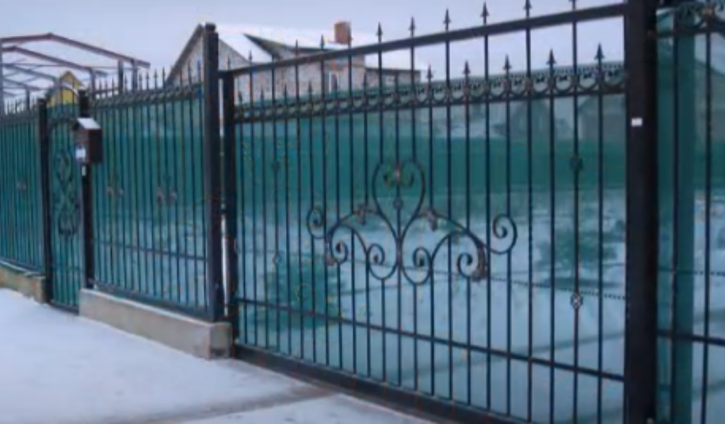 Листайте галерею