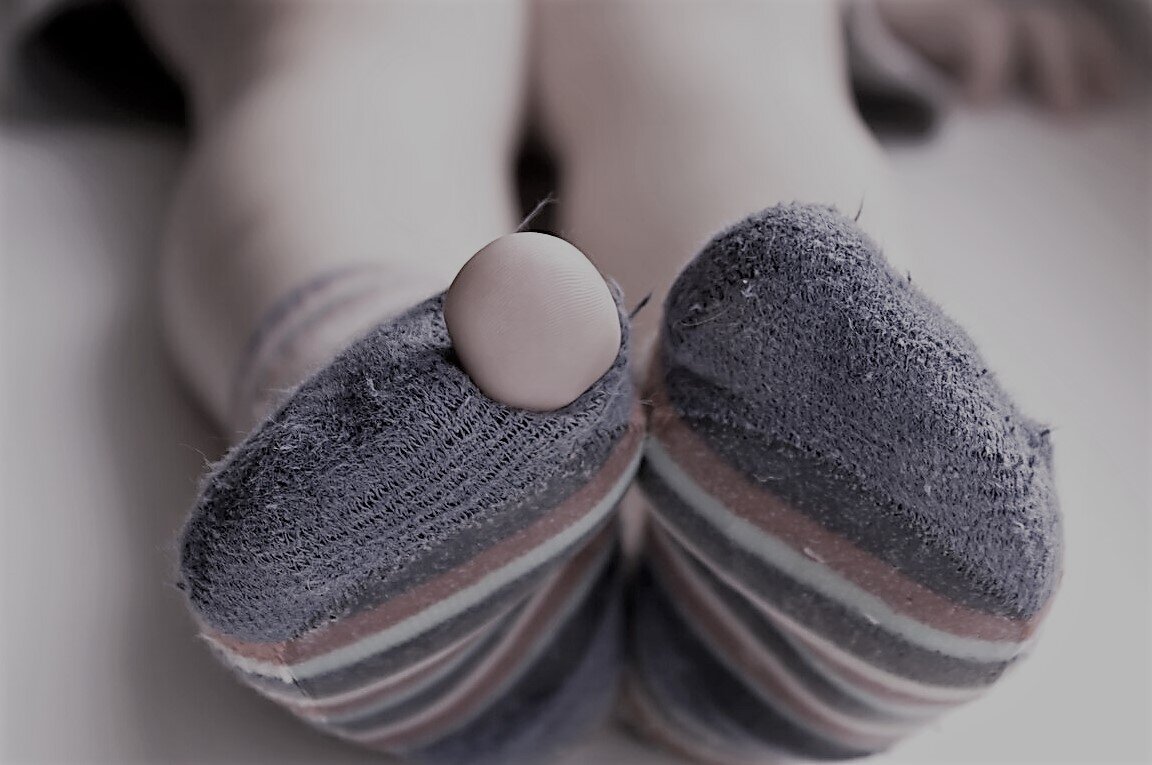 Штопать рваные носки