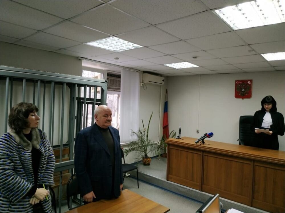 Доронин просто-напросто собирался присвоить деньги и потратить их на личные нужды