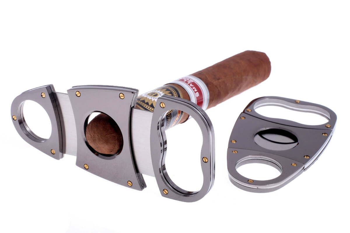 Гильотина Passatore.  Фото с сайта humidorpro.ru