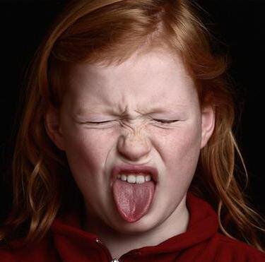 Примерно такая реакция у дочери стала появляться 