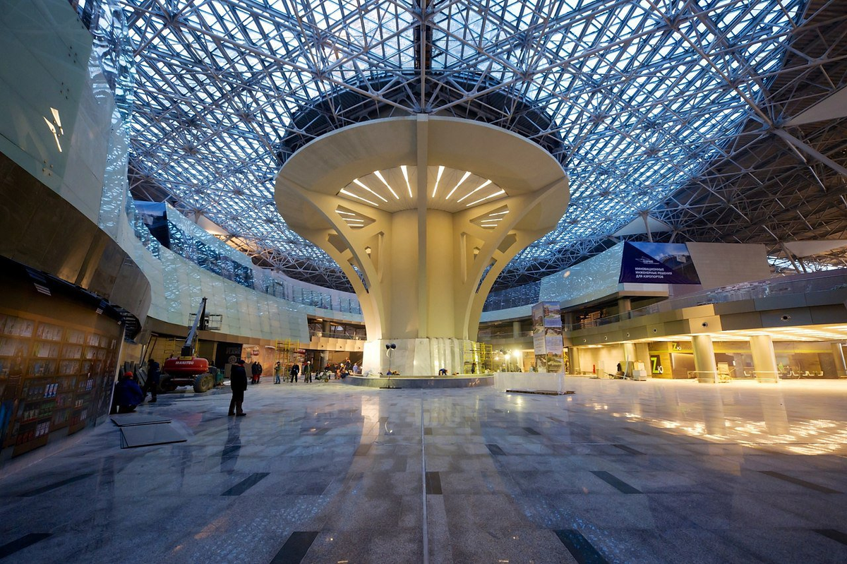 Самый лучший аэропорт в москве. Аэропорт Внуково Москва. Московский аэропорт Внуково. Аэропорт Внуково внутри. Аэропорт Внуково новый.