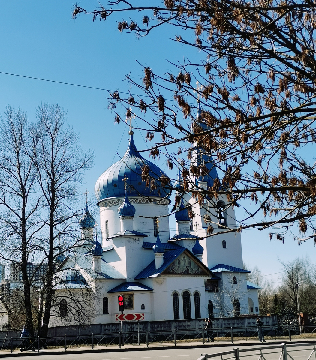 с погодой нам сегодня очень повезло, тепло, солнышко и ясное небо🌞