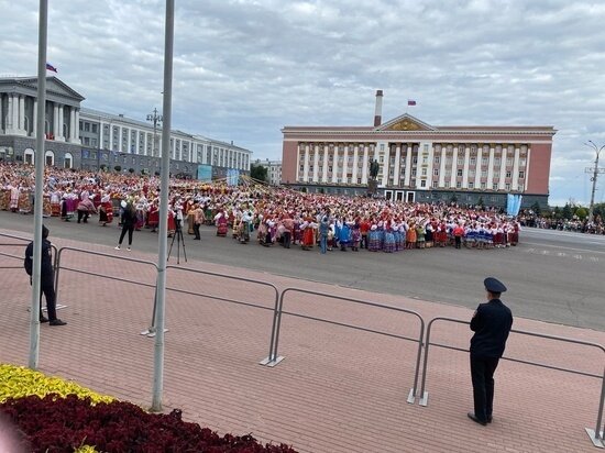     Фото администрации Курска