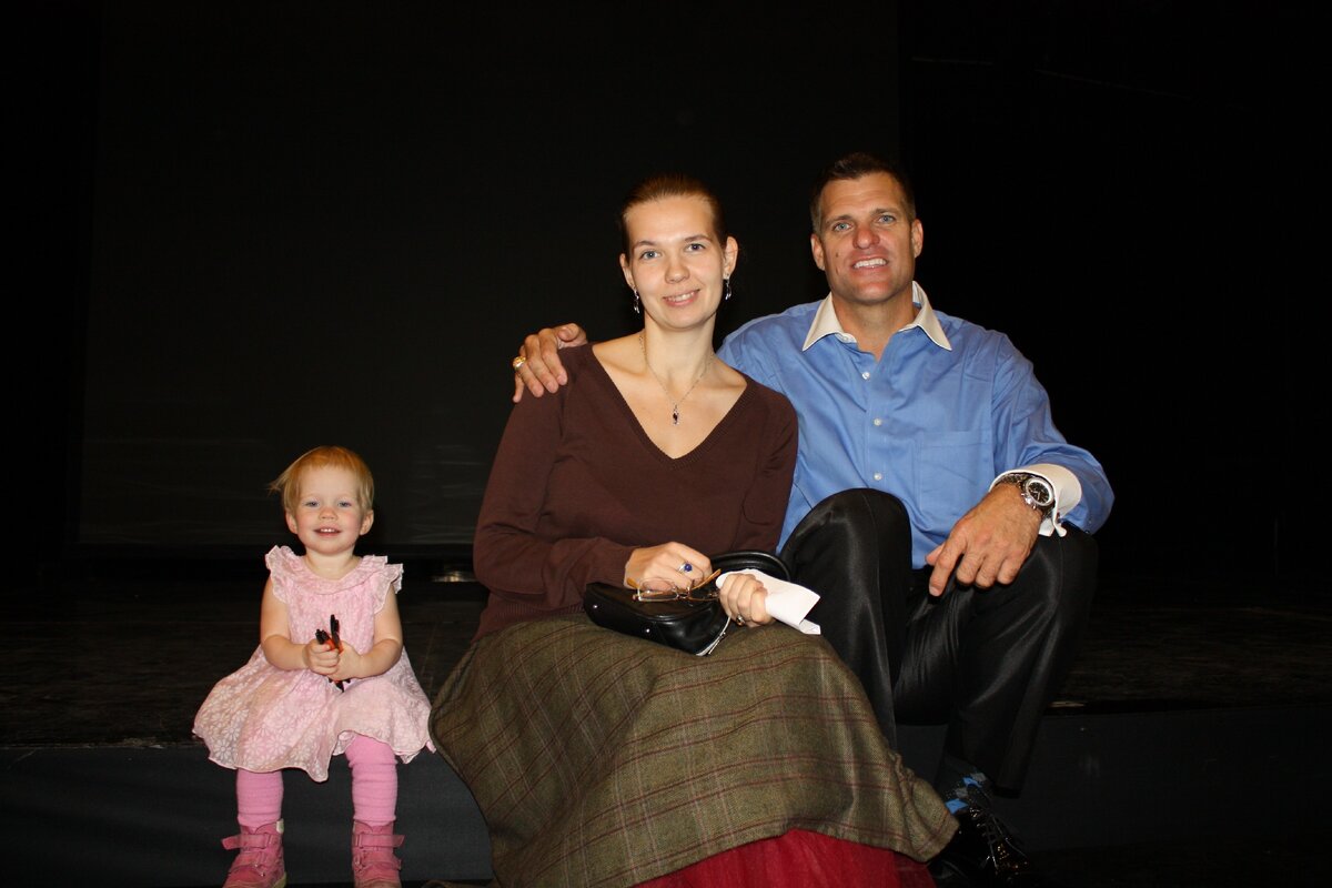 Жанна Радова - продюсер более 25-ти творческих проектов для детей и взрослых. Автор методики раскрытия талантов и призвания в любом возрасте.