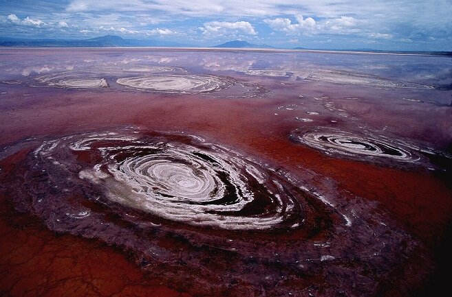 Щелочное озеро Танзании