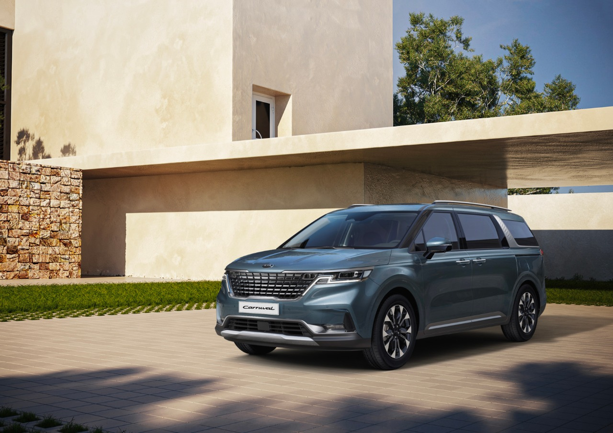 Новый KIA Carnival. Фотография KIA