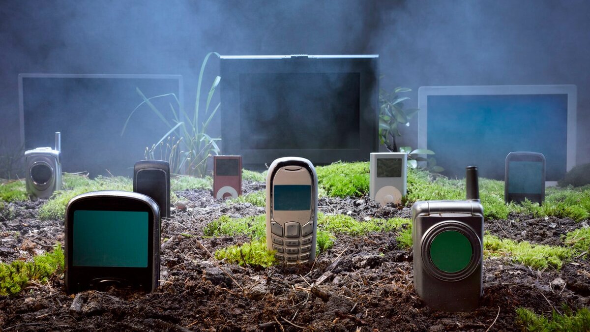 Если товар хорош, его перестают выпускать, поскольку разум при капитализме  подчиняется алчности.