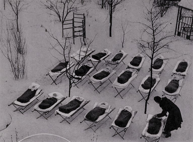 1958 год, СССР, детский сад, сон в морозную погоду