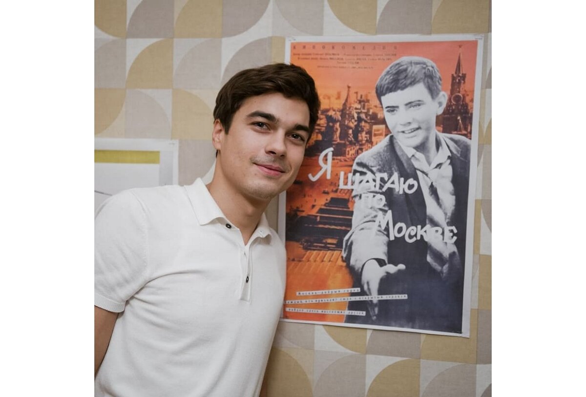 Актер Константин Белошапка / источник фото: Инстаграм @studio.cosmos