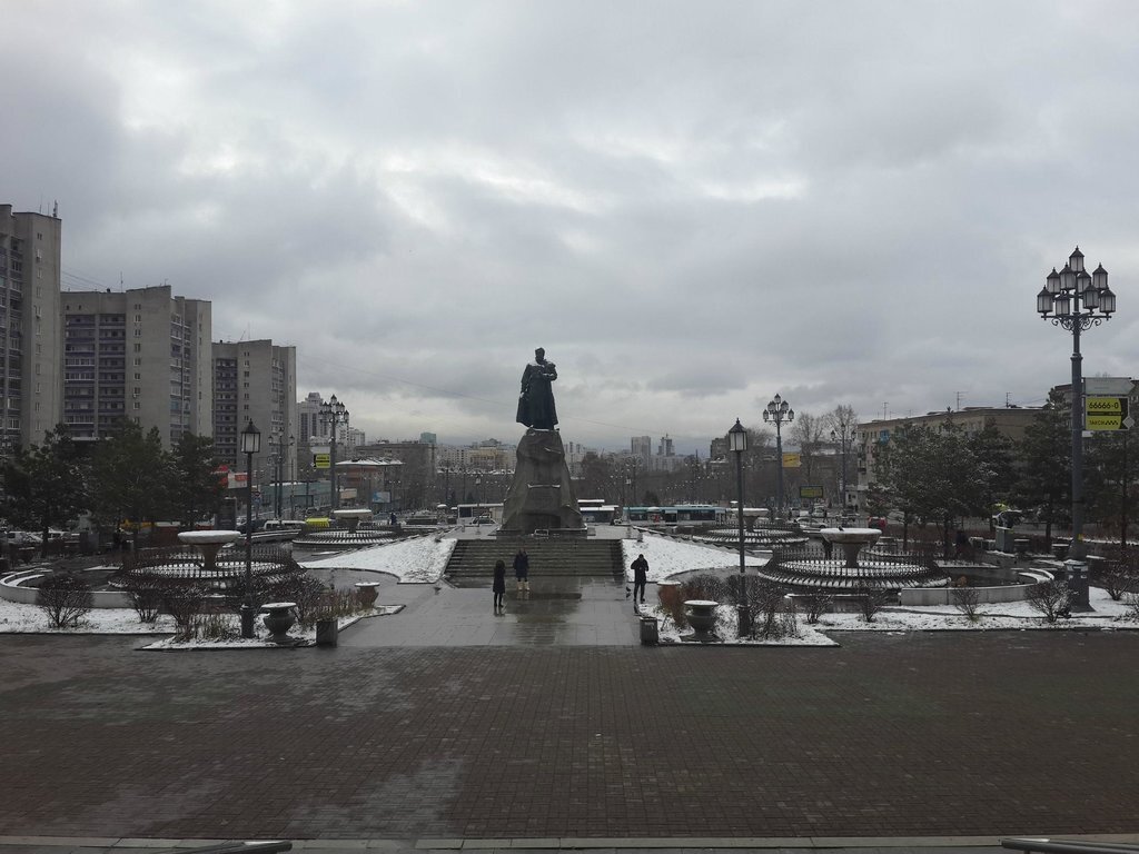 Памятник хабарову в хабаровске на вокзале фото Какие места поситить в Хабаровске? Анатолий Сулима Дзен