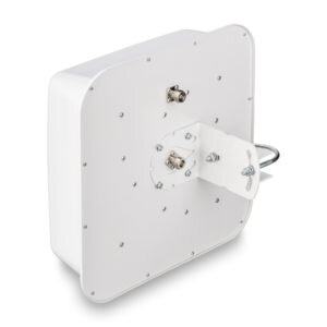 2G/3G/4G панельная антенна KROKS KP15 15 dBi 750/2900Р2,100.00
