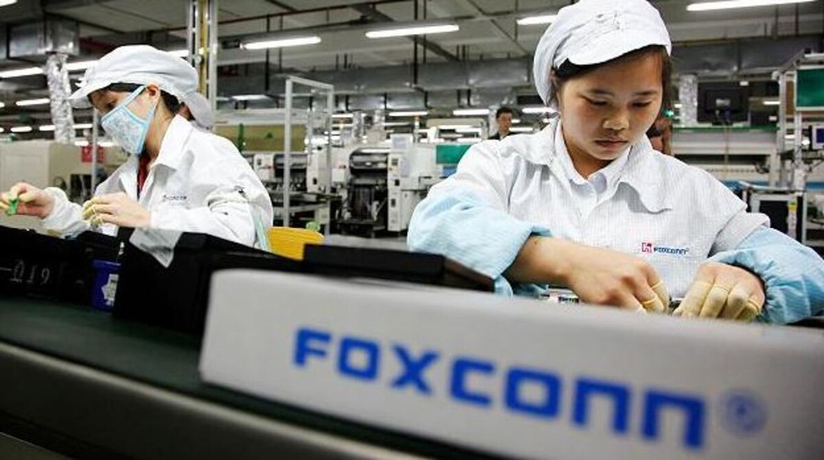 Поставщик Apple Foxconn