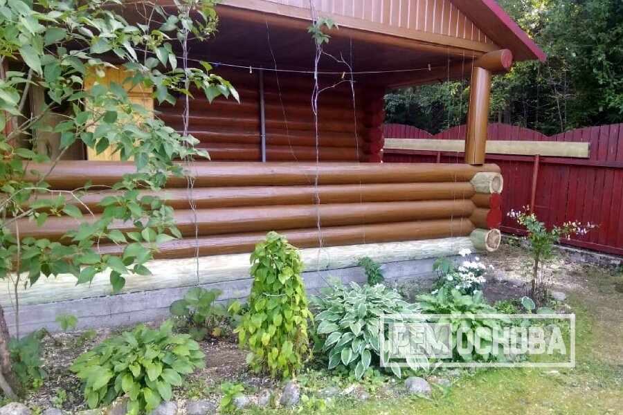                                               Окоренное или остроганное бревно для сруба