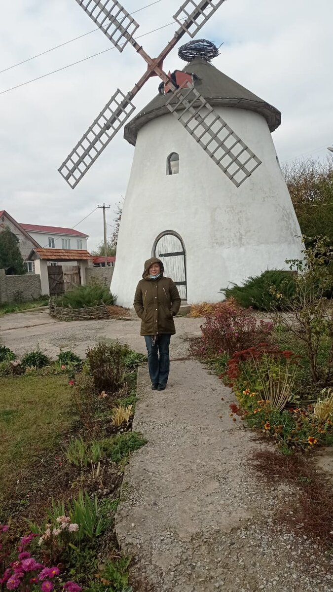 Единственная в России заренистрированная действующая ветряная мельница