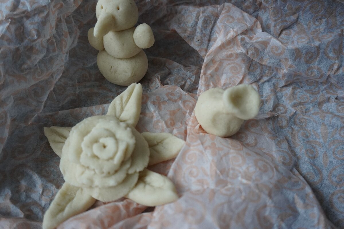 Поделки ребенка 5 лет, немного скорректированные. Осталось подсушить и раскрасить