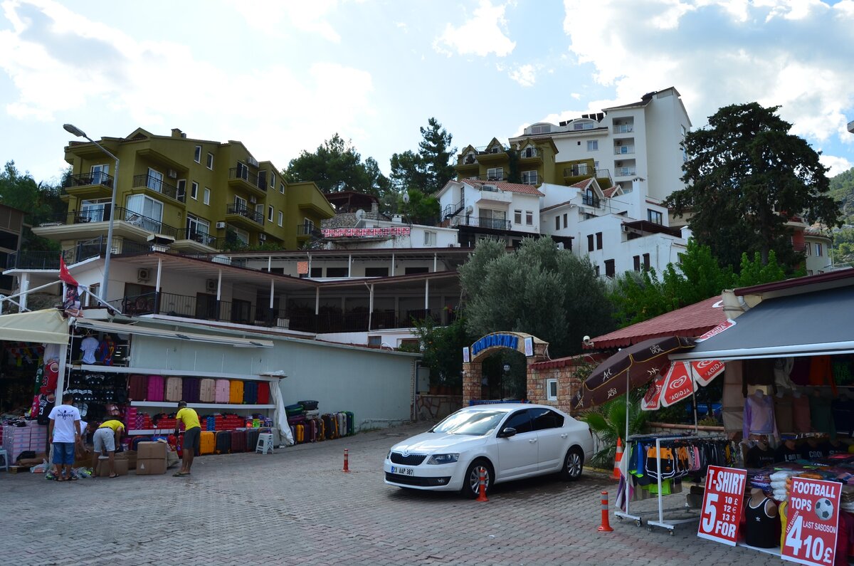 AirBnB свела на одной площадке миллионы владельцев жилья и путешественников со всего мира. Фото автора.