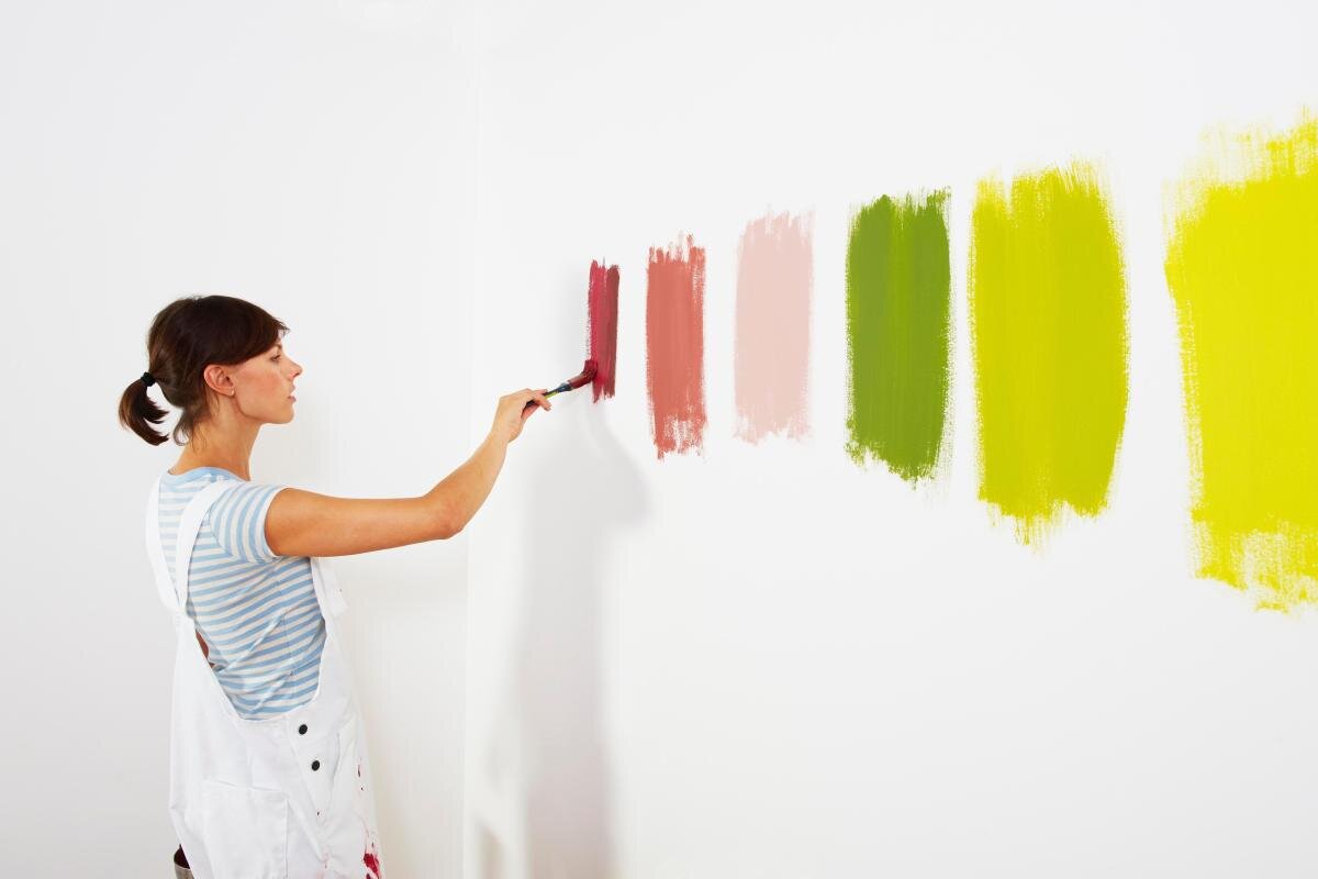 В последние годы при ремонте квартиры многие склоняются в сторону краски в качестве отделки стен и этому есть разумное объяснение.-2