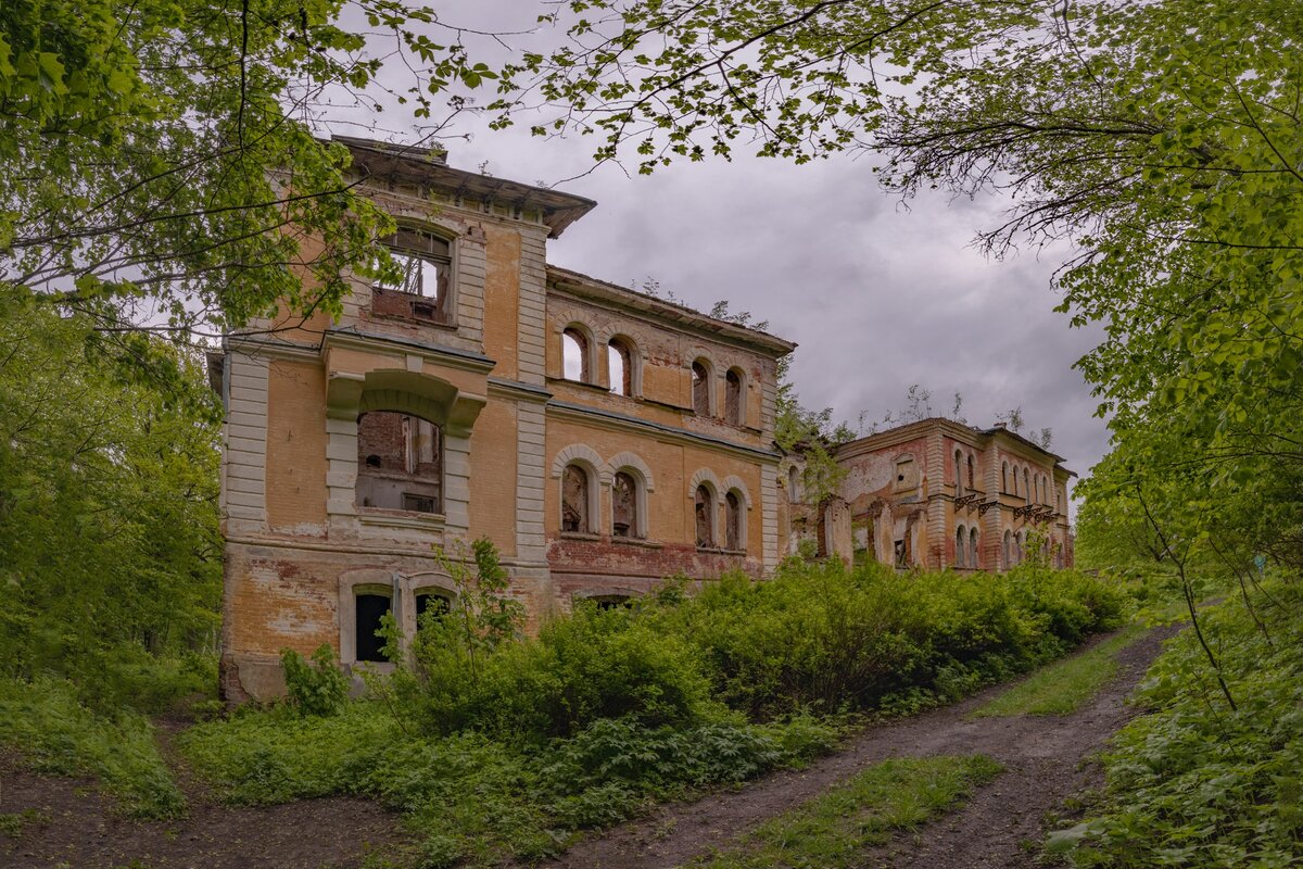 Усадьба высокое смоленская область. Усадьба Шереметьевых в Смоленске. Усадьба Шереметьевых высокое Смоленская область. Усадьба Шереметьево в Смоленской области. Усадьба Михайловское Шереметьевых.