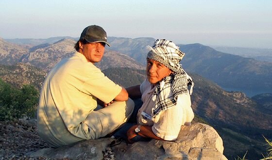 Макогон в сериале "Туристы"