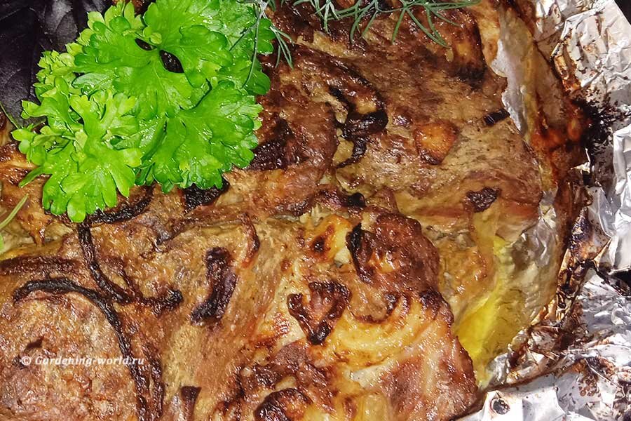 Сочное мясо в фольге в духовке - классический пошаговый рецепт с фото от Мари Сокол быстро и просто
