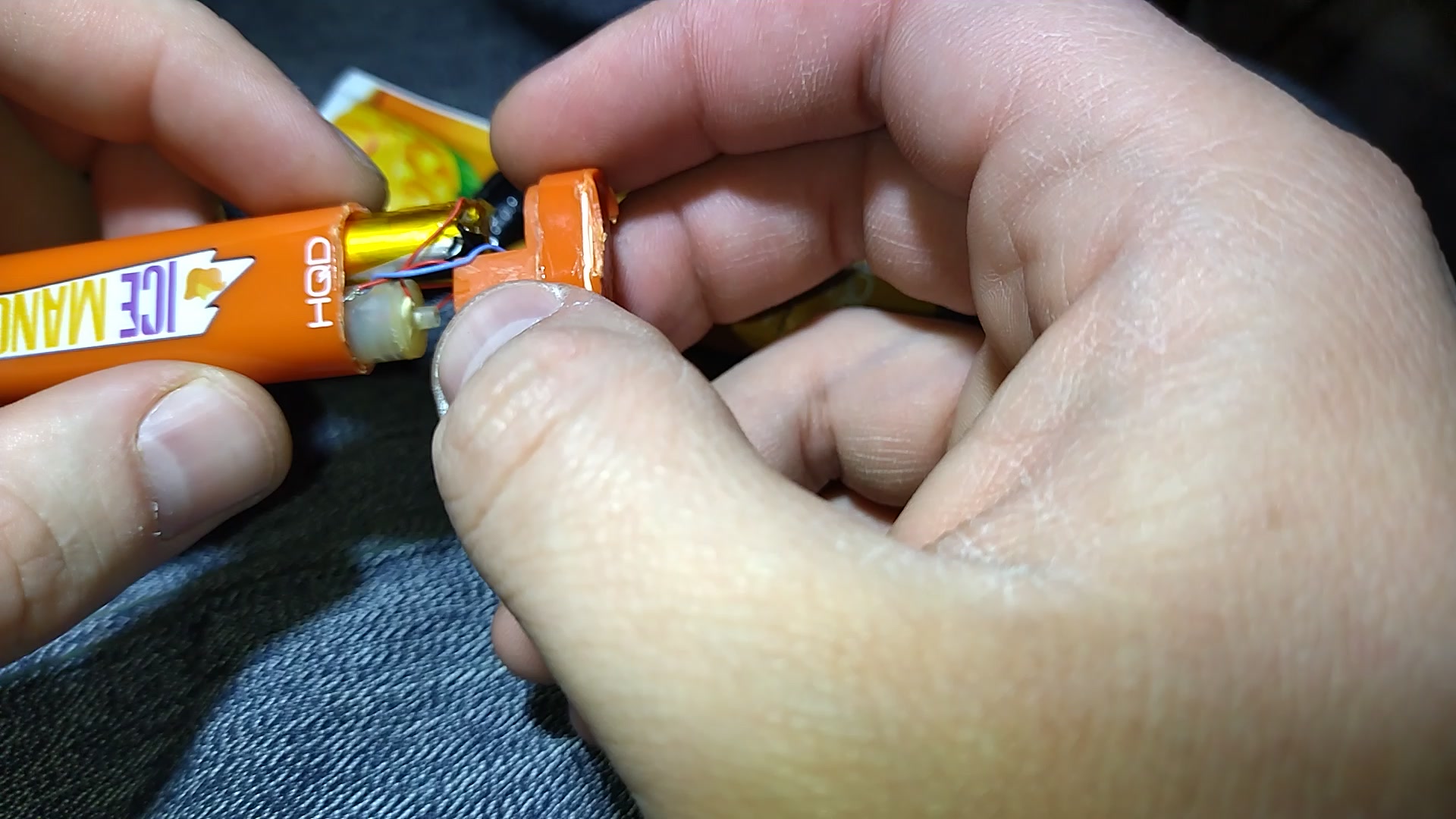 Hqd cuvie перезарядка. Зарядка hqd cuvie plus. Hqd cuvie air разобранная. Hqd с перезарядкой. Разобранный hqd cuvie.