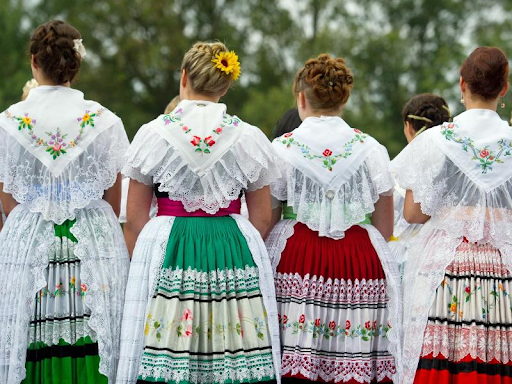 Немецкие национальные костюмы | Дилижанс Шоу - прокат и аренда костюмов.