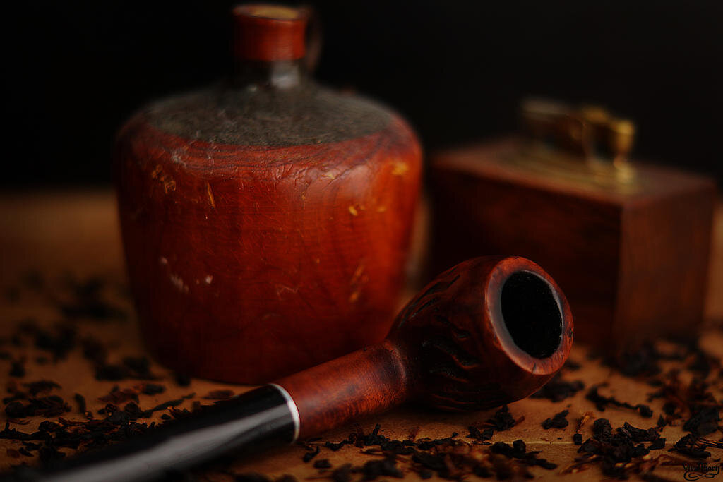 Шотландский островной торфяной виски. Коктейль с дымком. Необычная подача коктейлей. Выпивка с дымным ароматом. Верные табак.