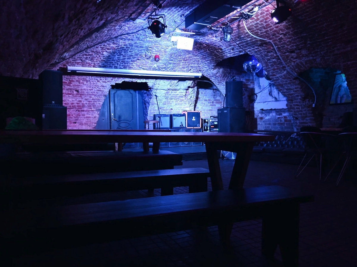 фото из официальной группы бара в VK