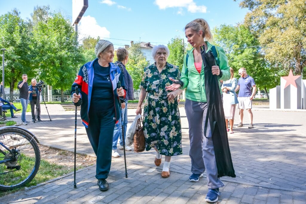 Тренировку проводит Светлана Никифорова