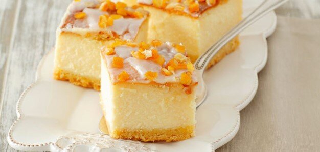 Вот такой получается воздушный и тающий во рту полезный творожный чизкейк с лимоном, если его приготовить по рецепту ниже