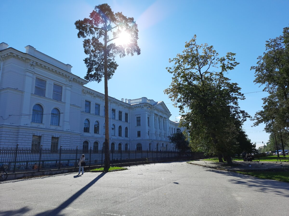 Здание Политехнического университета