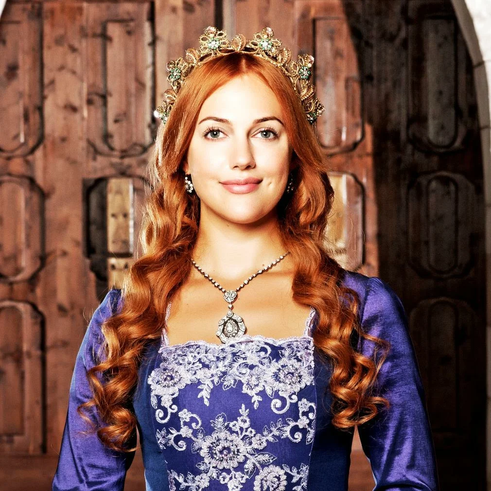 Мерьем Узерли в роли молодой Хюррем Султан