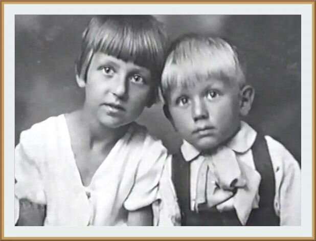 Лев Дуров с сестрой, источник фото/m.fishki.net