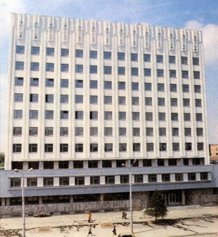 Cтроительный факультет ГНИ - 1989 г.