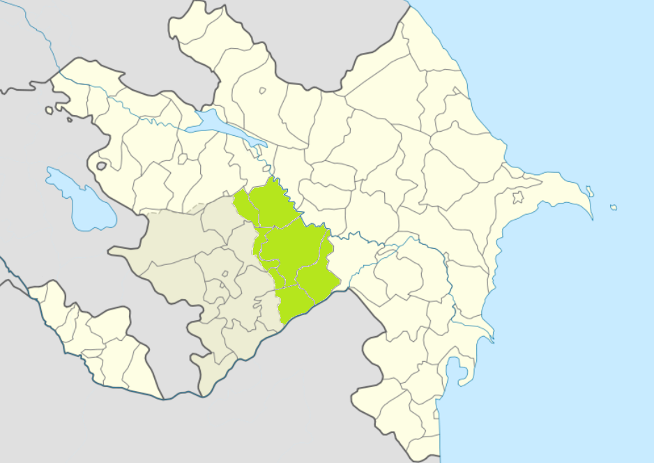 Зелёным - Равнинный Карабах, серым - Нагорный Карабах. Карта с сайта "Википедия".