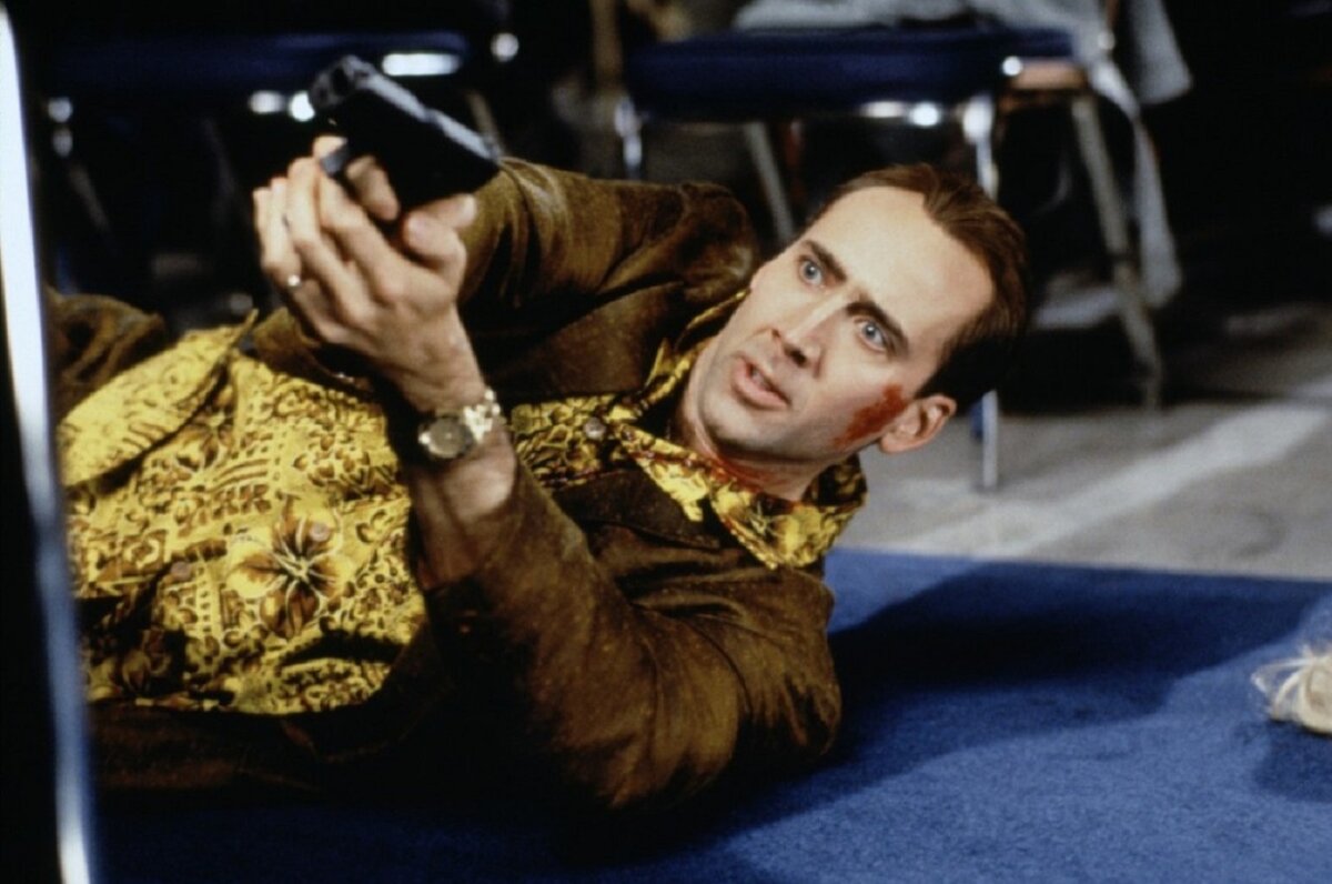 Николас Кейдж в фильме "Глаза змеи" 1998 г.