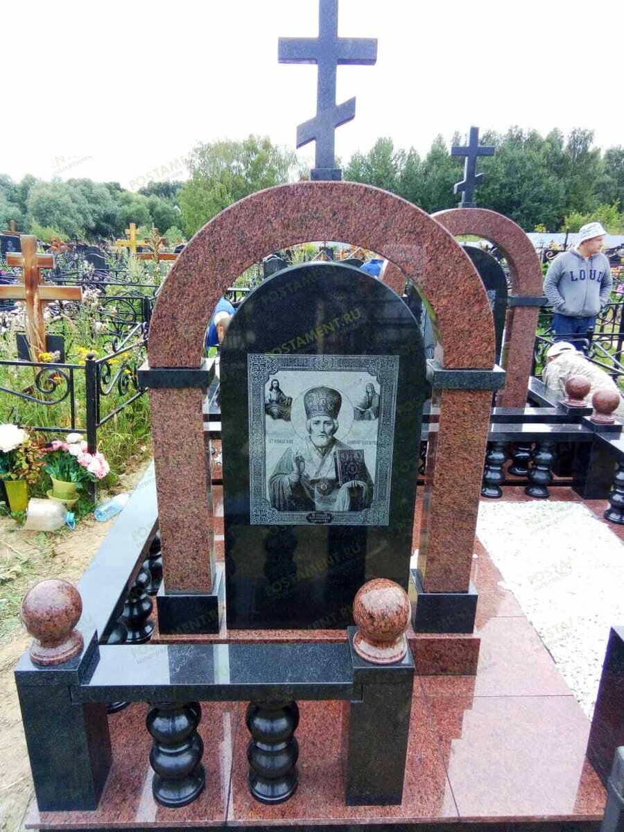 Православный памятник