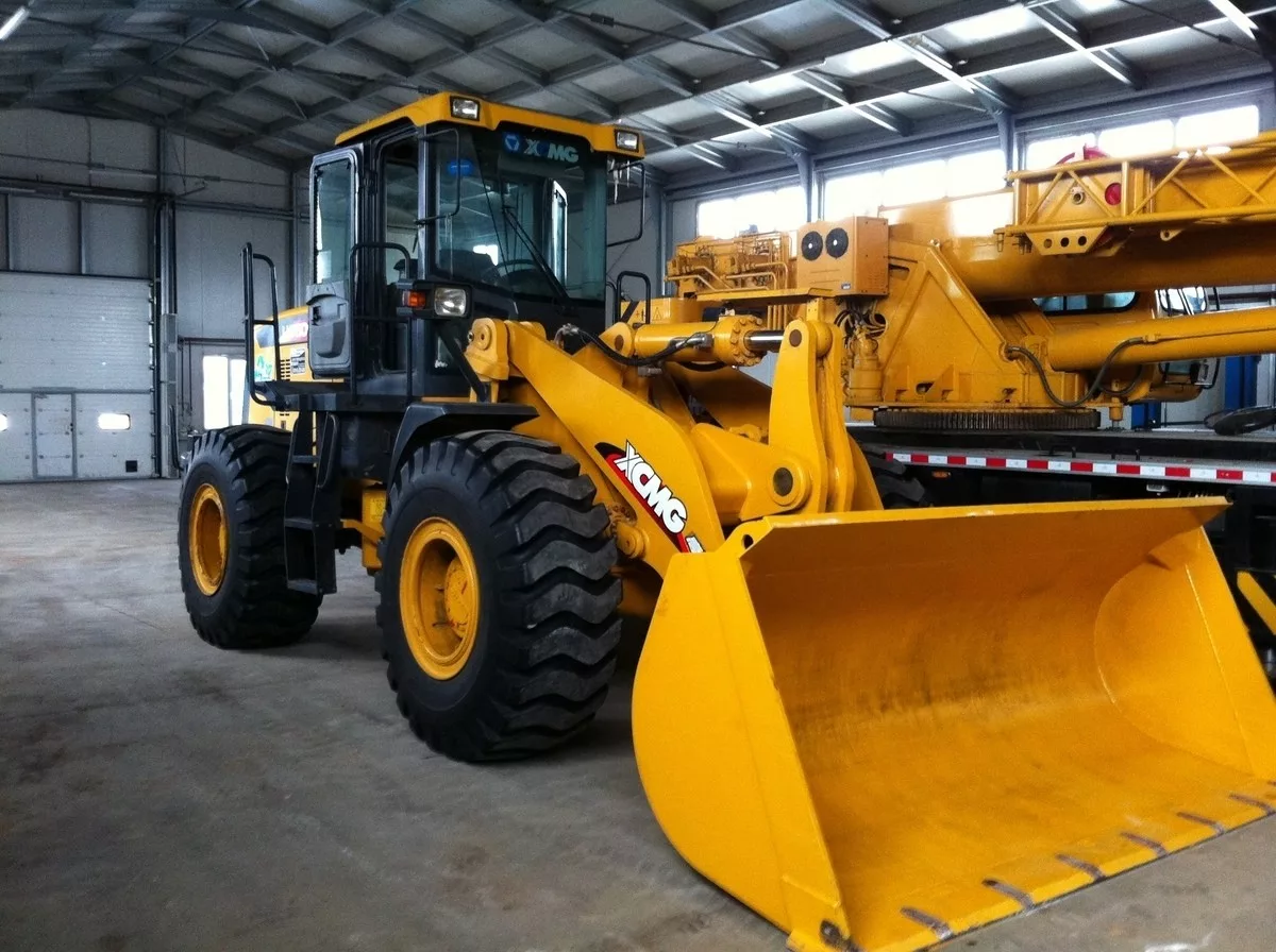 фронтальные погрузчики Shandong, ChengGong, XCMG, Foton, Changlin; 
