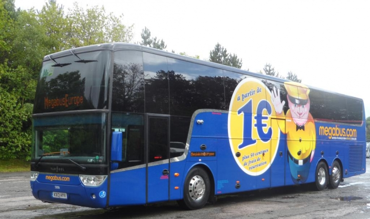 фото из Яндекса. Именно так и выглядят их фирменные автобусы