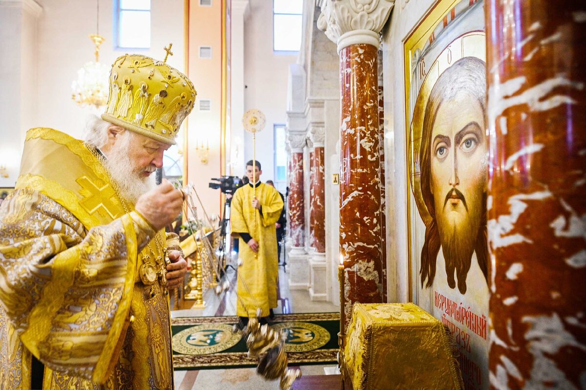 Четыре сильнейших молитвы от врагов, человеческого зла, зависти и ненависти