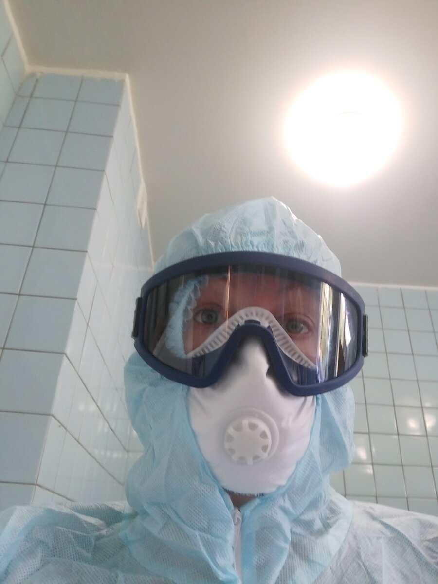 Этот костюм из спанбонда.