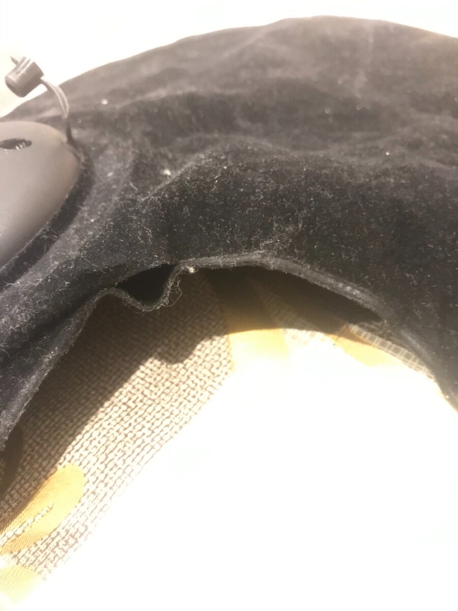 Вот такая дырка